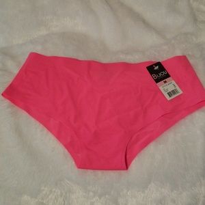 New seemless panties